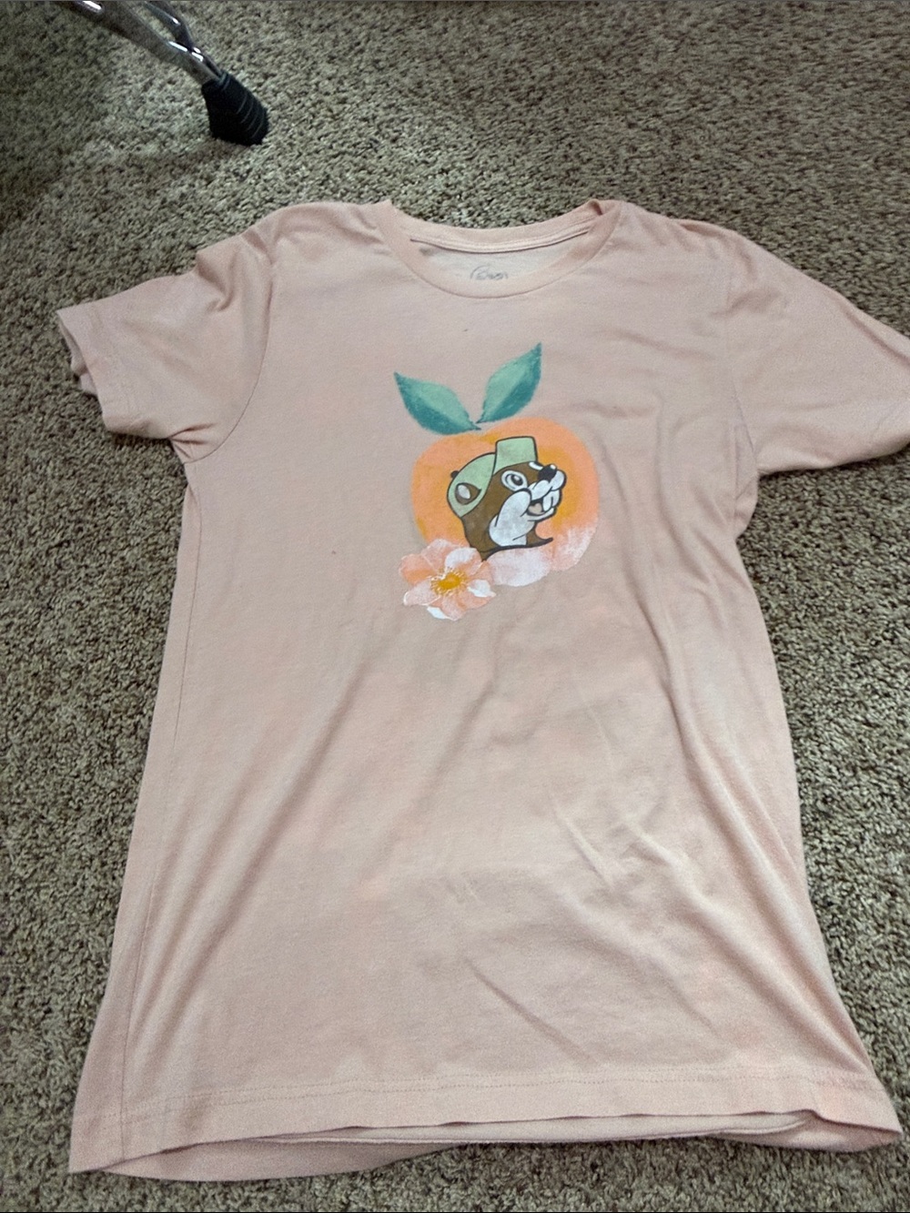 Women's Peach Graphic Buc-ee's Tee - Light Pink